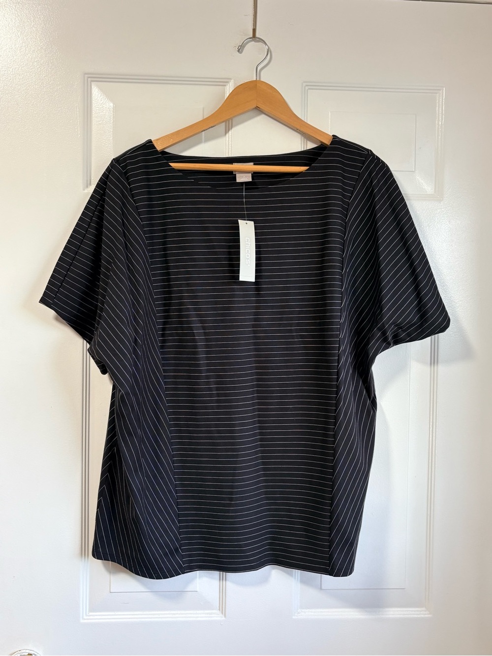 Chico's Black Pinstripe Short-Sleeve Tee